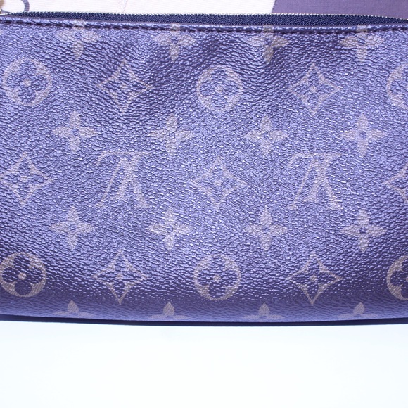 Louis Vuitton Pallas Clutch Monogram Noir with Chain & Strap - Picture 5 of 8
